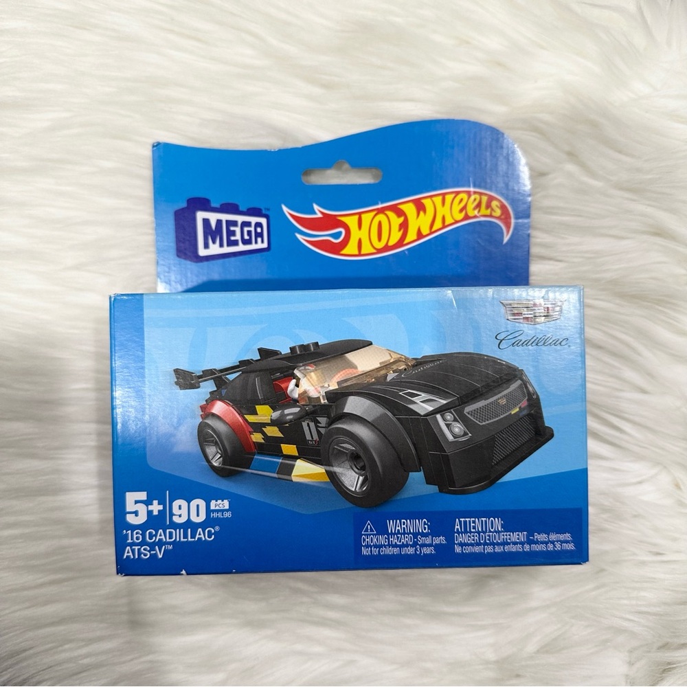 Mega Hot Wheels ‘16 Cadillac ATS-V Building Blocks
